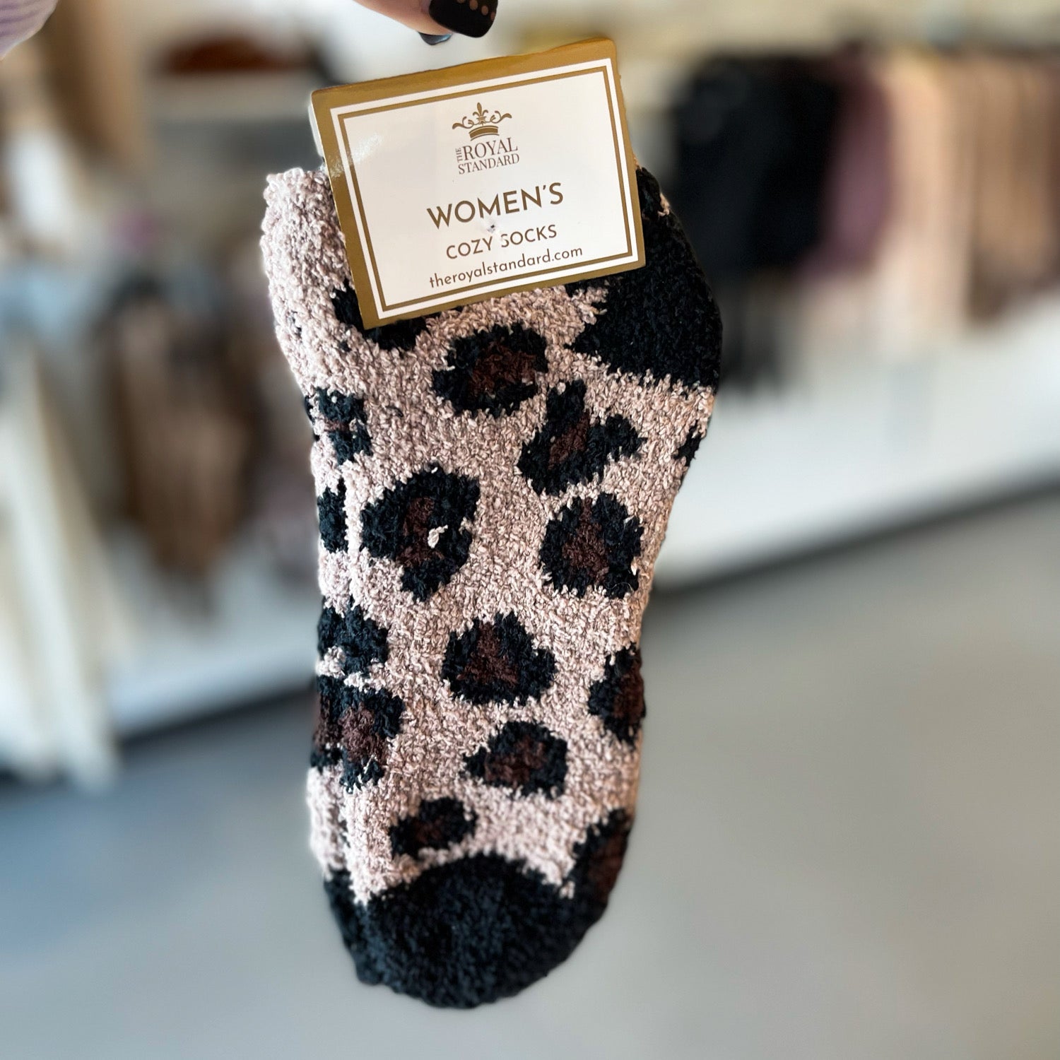 The Royal Standard Women’s Leopard Cozy Ankle Socks